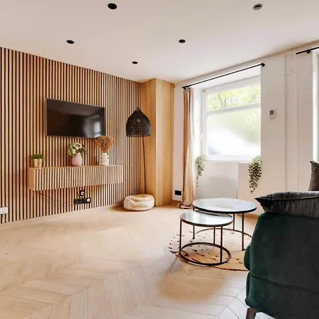 Apartment Beautiful Near Bastille L001 *
