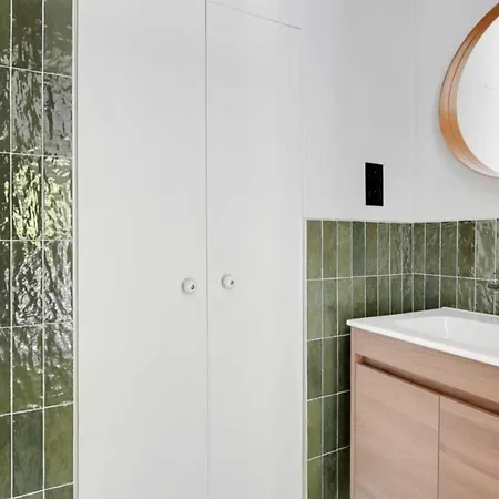 Apartment Beautiful Near Bastille L001